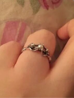 925 Sterling Silver Plated Two Mermaids with center Pearl ring